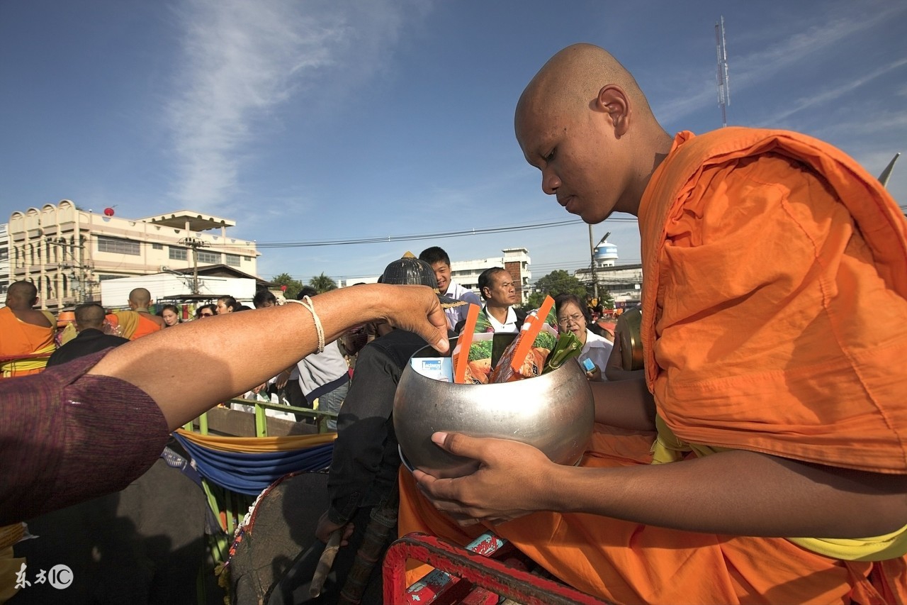 金三角的三绝：*粟罂**、和尚、人妖