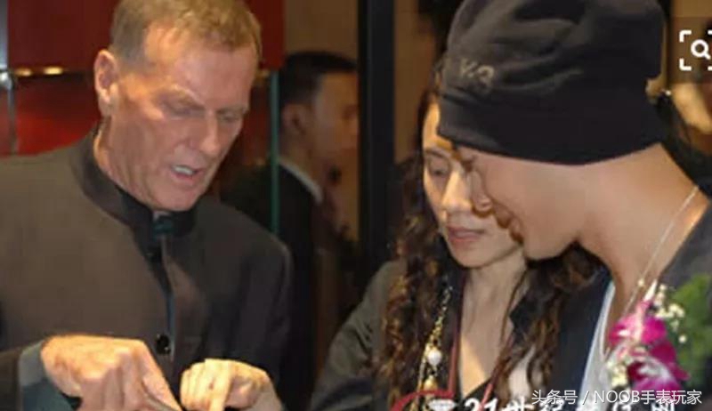 雅典独特表款系列,雅典表老款价格