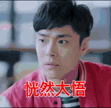 美女血拼五个Coach包带回国,然而,打开行李的一瞬间,啥都没了