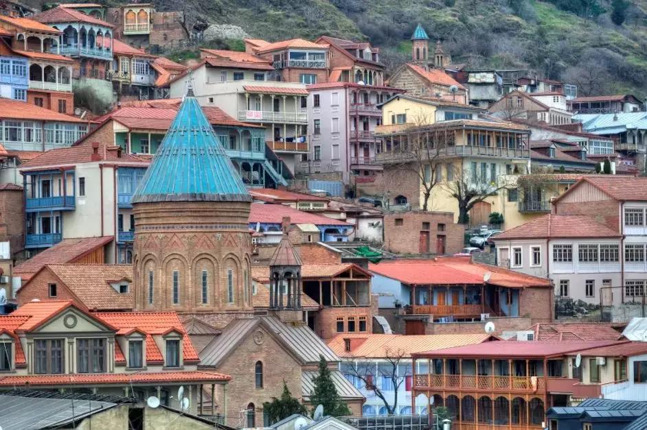 这个极具欧式风情的亚洲国家，景点几乎免费开放，电子签超方便！