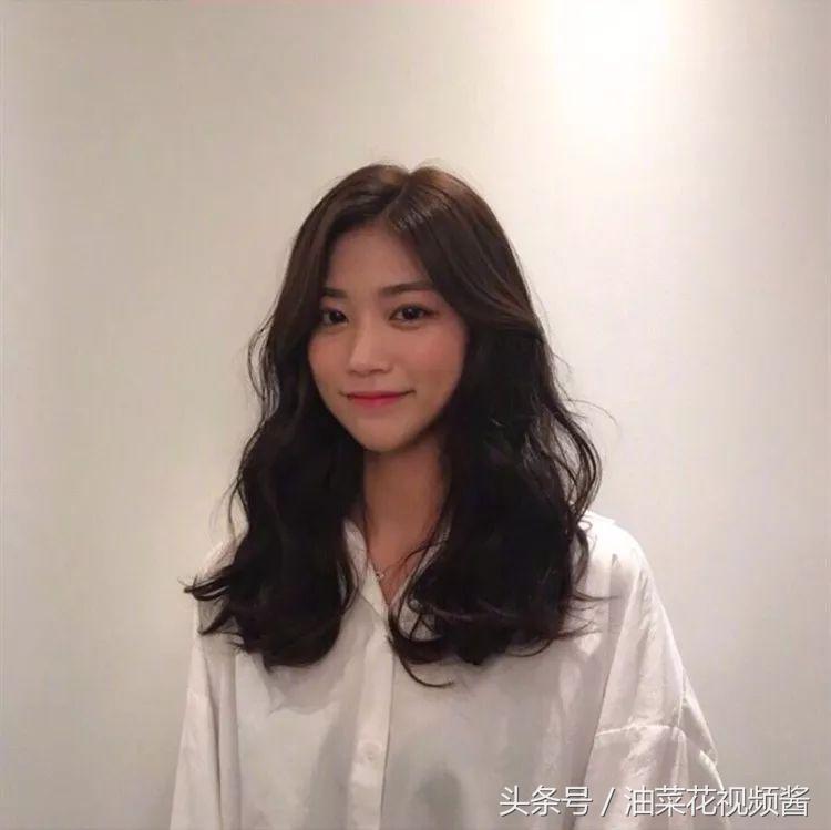 显脸又瘦又小的刘海,脸大适合什么刘海发型显瘦