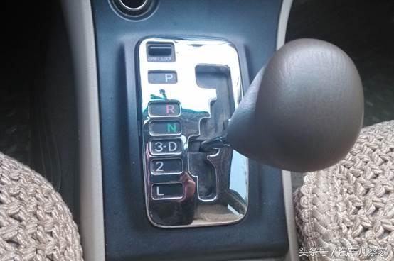 自动挡下坡怎么开车最安全,开自动挡车下坡路的正确方法