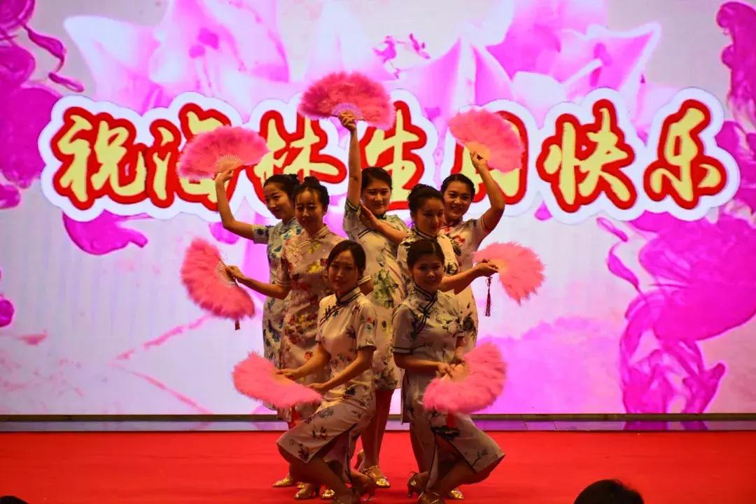 娴锋灄涓嶅繕鍒濆績鐗㈣浣垮懡婕斿嚭,娴锋灄涓嶅繕鍒濆績