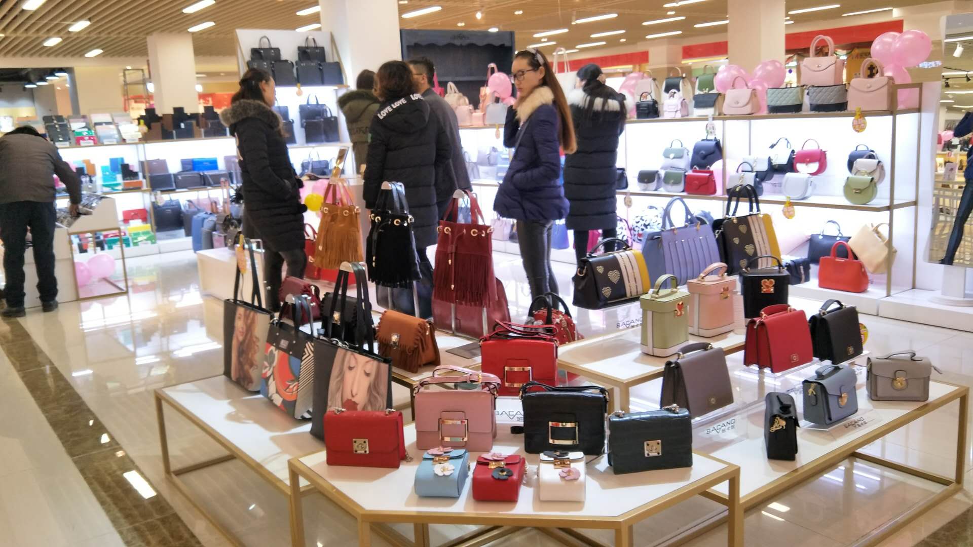 创业加盟故事大全视频,创业加盟故事