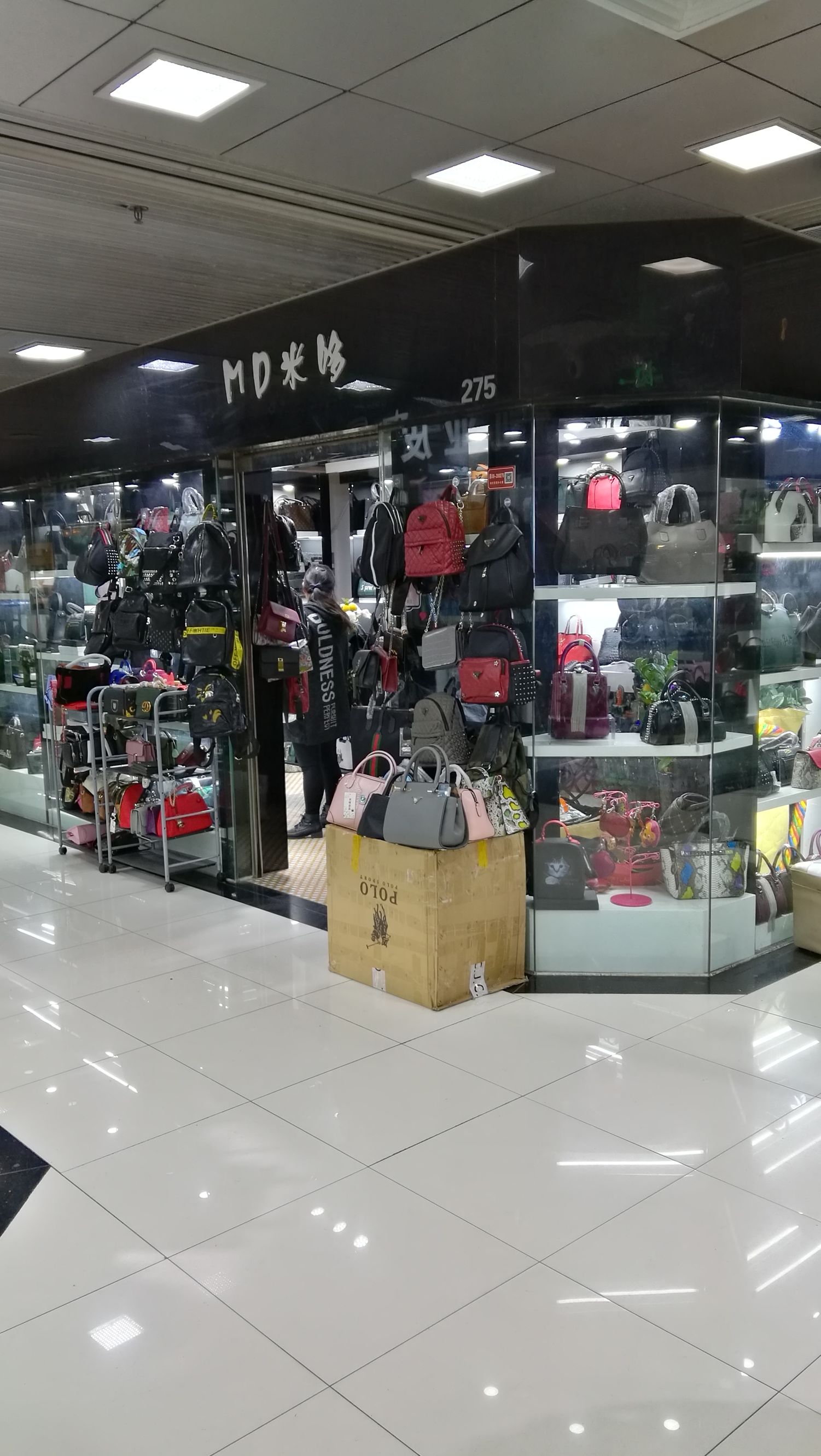 厚街最大鞋子批发市场,中国最大鞋服基地在哪里