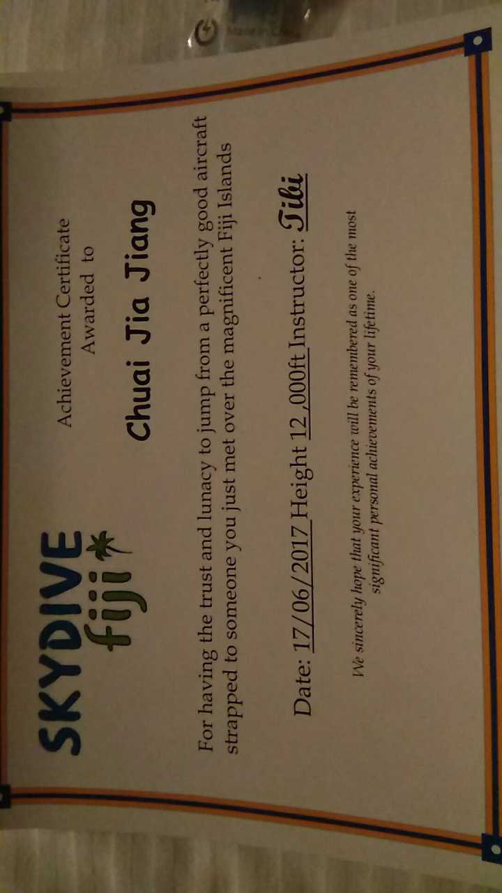 汤加和斐济哪个国家大,斐济国家主产什么