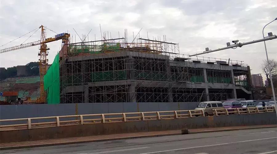 拿地一年后完成招商,拿地价屡创新高意味着什么