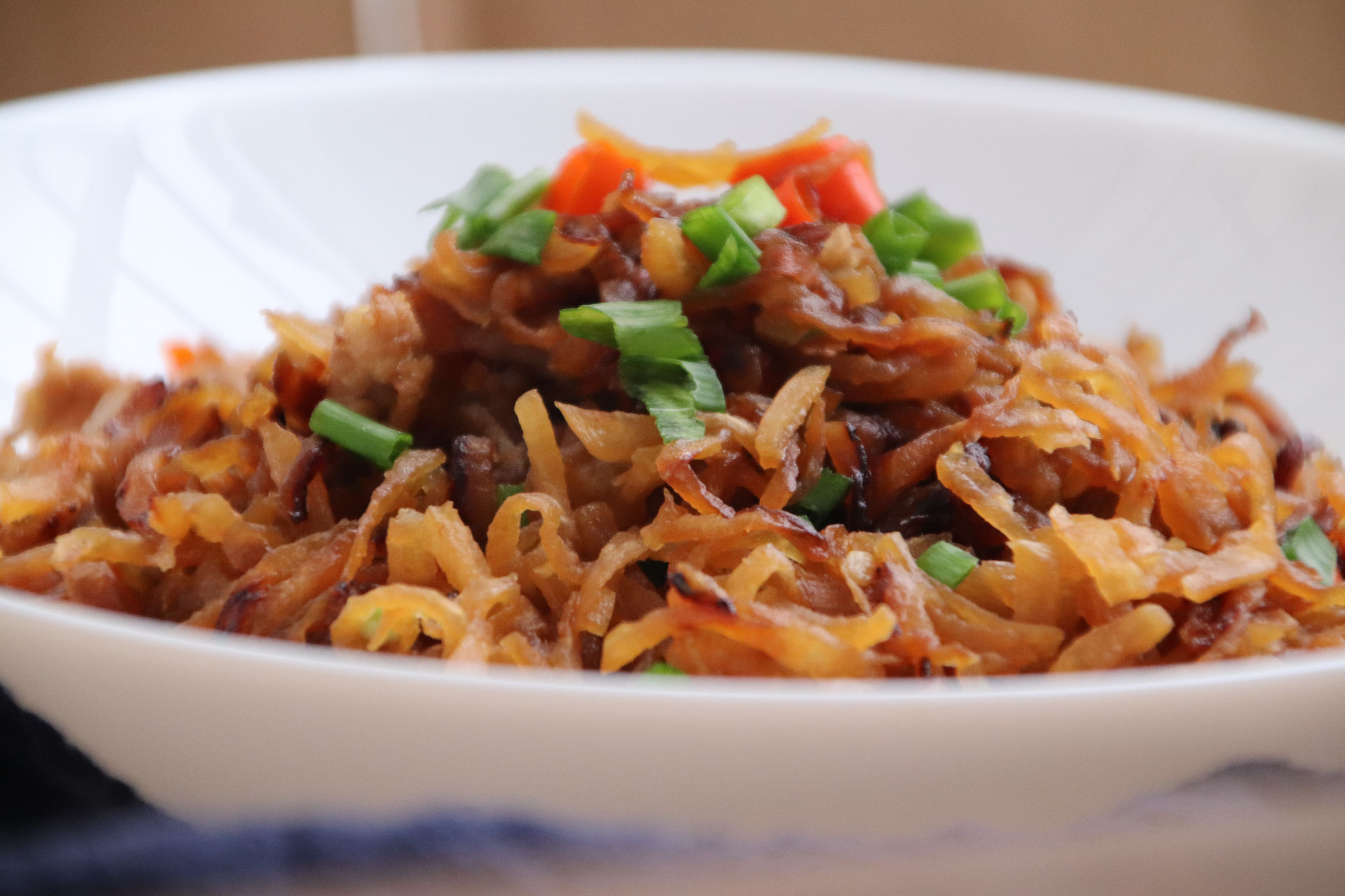 冬天干燥嘴唇容易开裂出血，常吃这蔬菜可有效缓解，好吃还不贵！