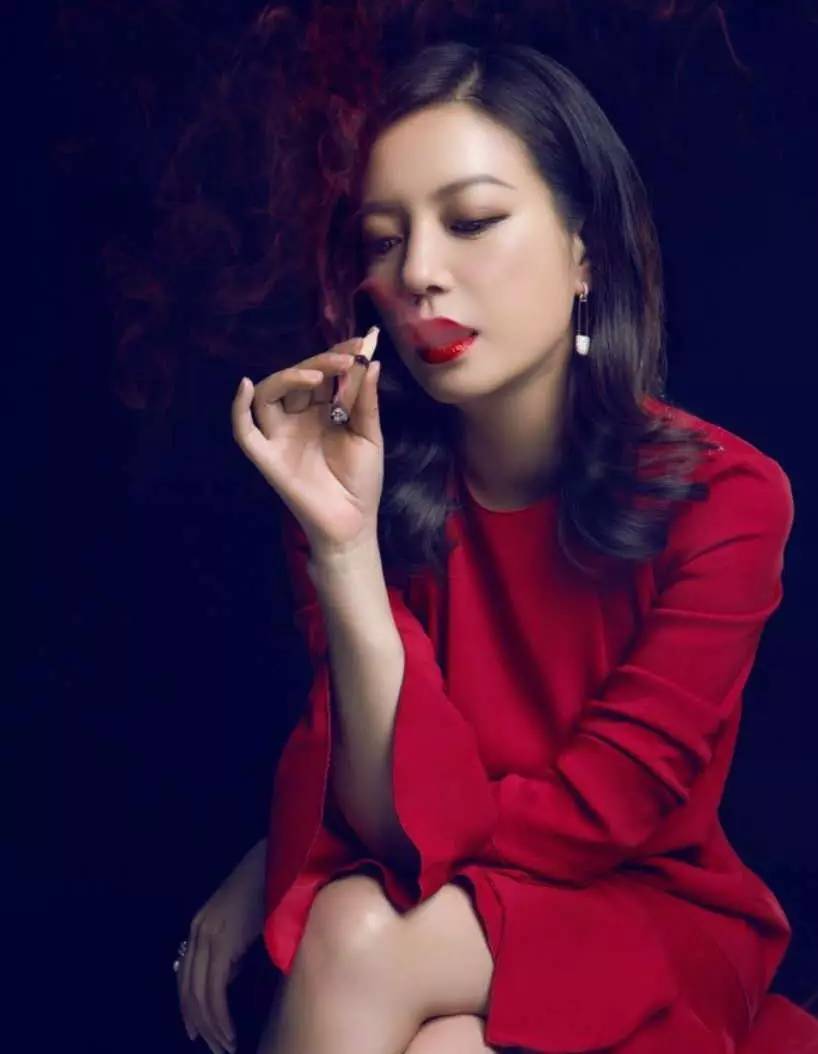 小众饰品美出高级感,有质感和设计感的饰品