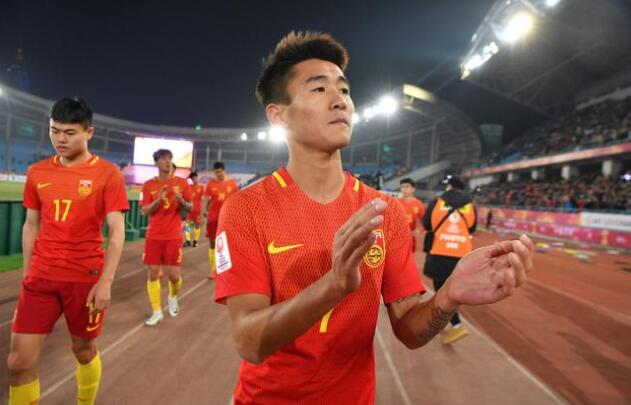 国足球员吐槽自己,国足队员吐槽男足