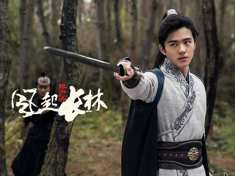 黄晓明关晓彤王牌对王牌飙戏,黄晓明和关晓彤对比