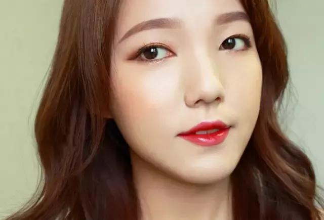 怎么看适合韩妆还是日妆,日妆跟韩妆哪个好用