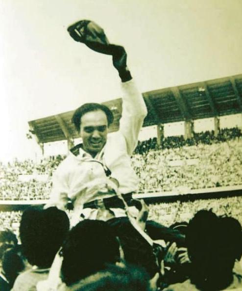 辽宁东药足球队当年技战术打法,辽宁东药队十连冠视频