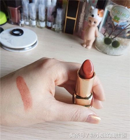 小糖包票，这几个口红色今年必将红遍大江南北哟