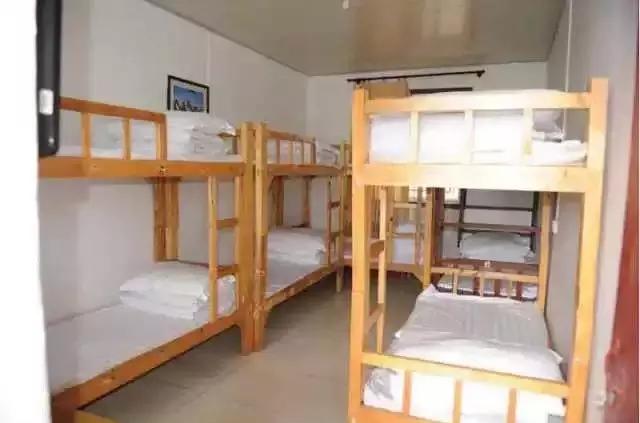 华山住宿山上过夜攻略,华山徒步上山住宿攻略