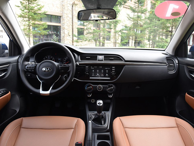 钟爱个性的不错选择外观回头路高配置空间够用省油是关键