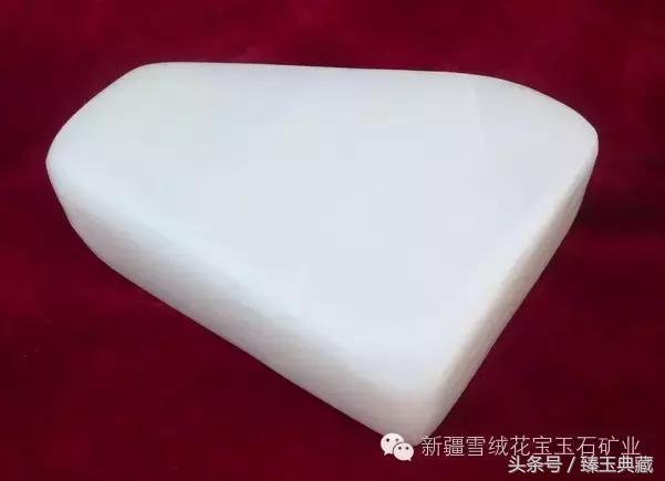 和田玉俄罗斯玉青海玉的区别,和田玉碧玉和俄罗斯碧玉对比图片