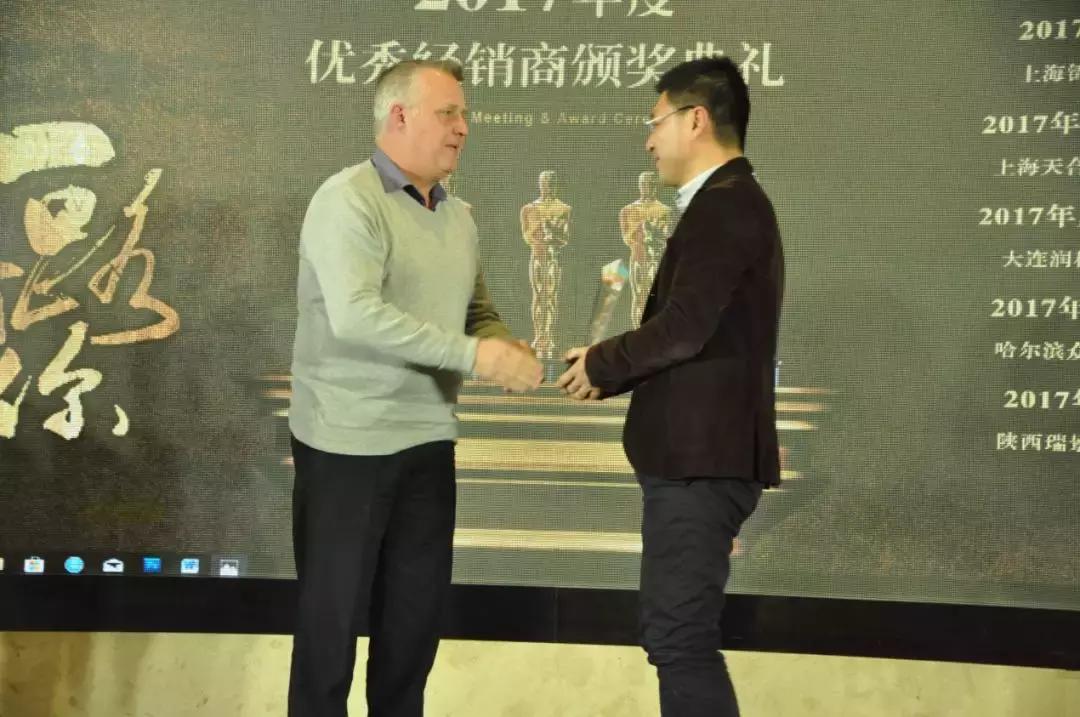 鑱氳兘閲忓啀鍚埅骞翠細,鑱氳兘閲忓啀鍚埅