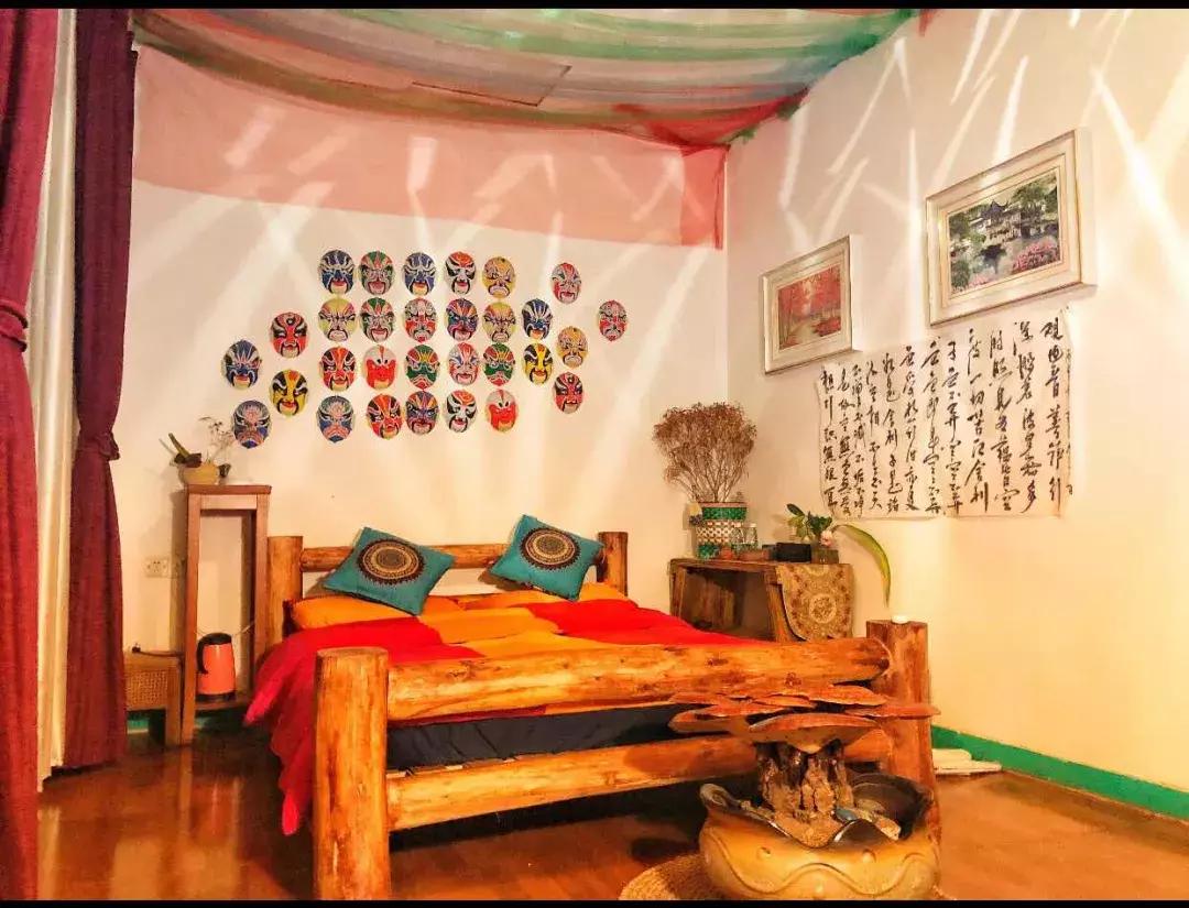 重庆旅游推荐四天三夜解放碑,重庆旅游攻略必去景点重庆解放碑