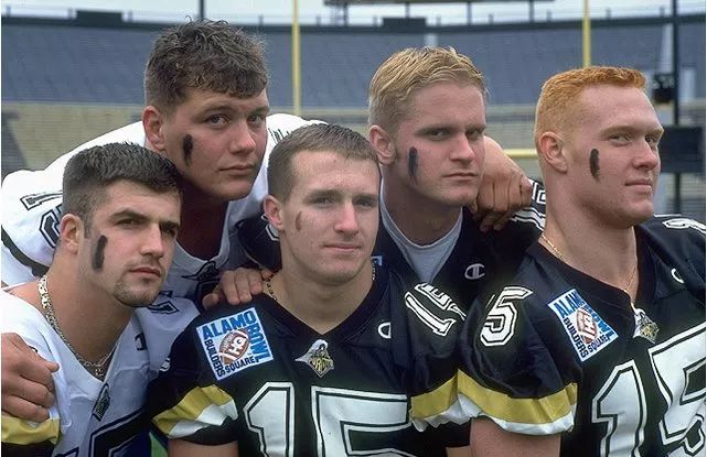 画个黑色的眼,画个黑眼圈