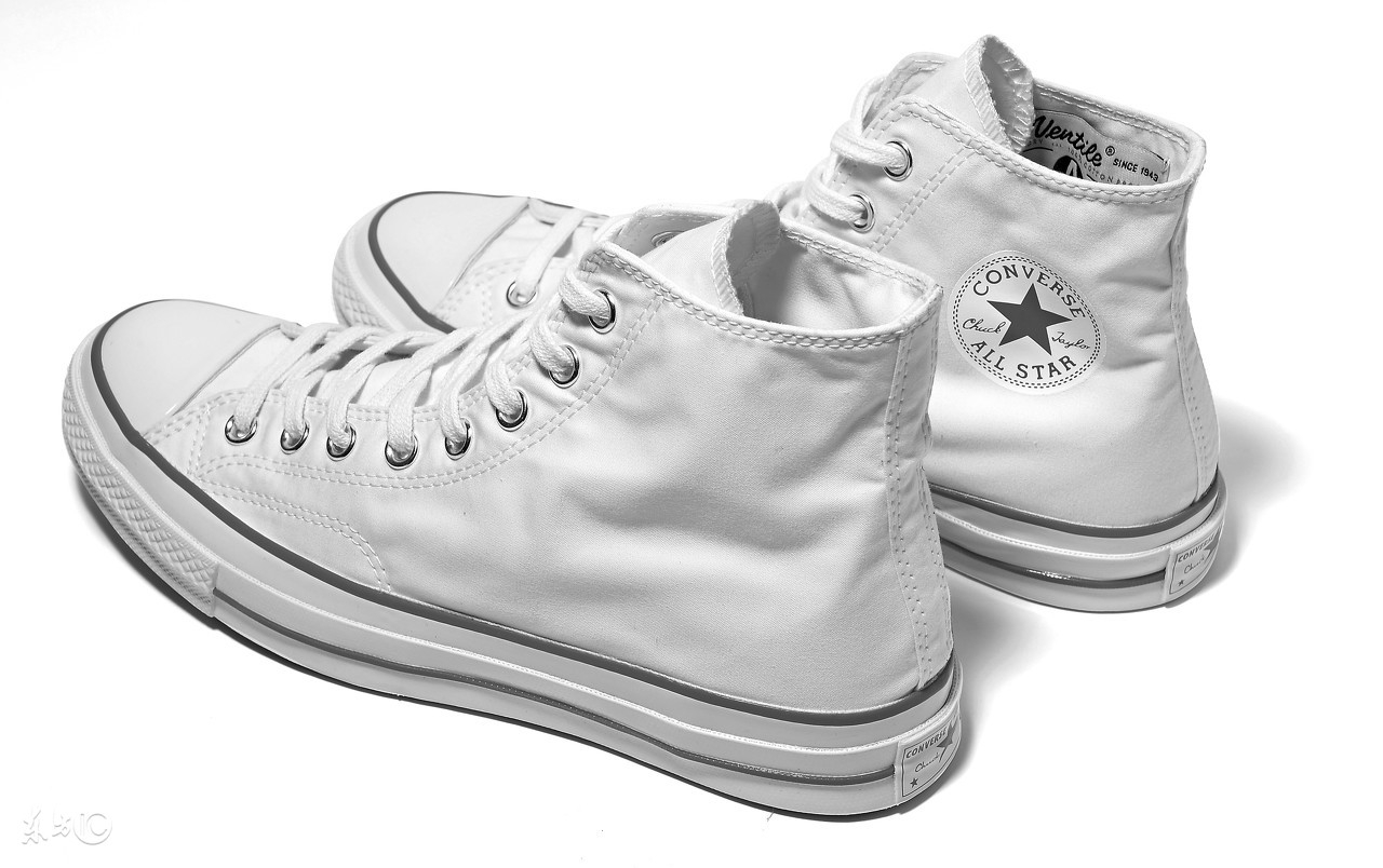 潮流又好看的帆布鞋vans,vans经典款帆布鞋到底是哪一款