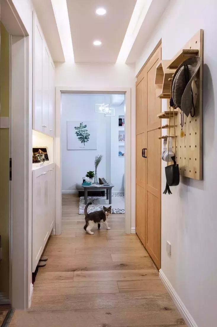 60平北欧小两居室，床头柜非常有设计感