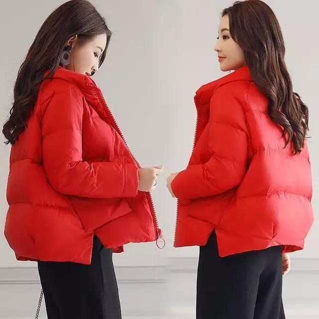 女款洋气遮肉减龄棉服不显臃肿,洋气连帽棉服外套减龄显瘦