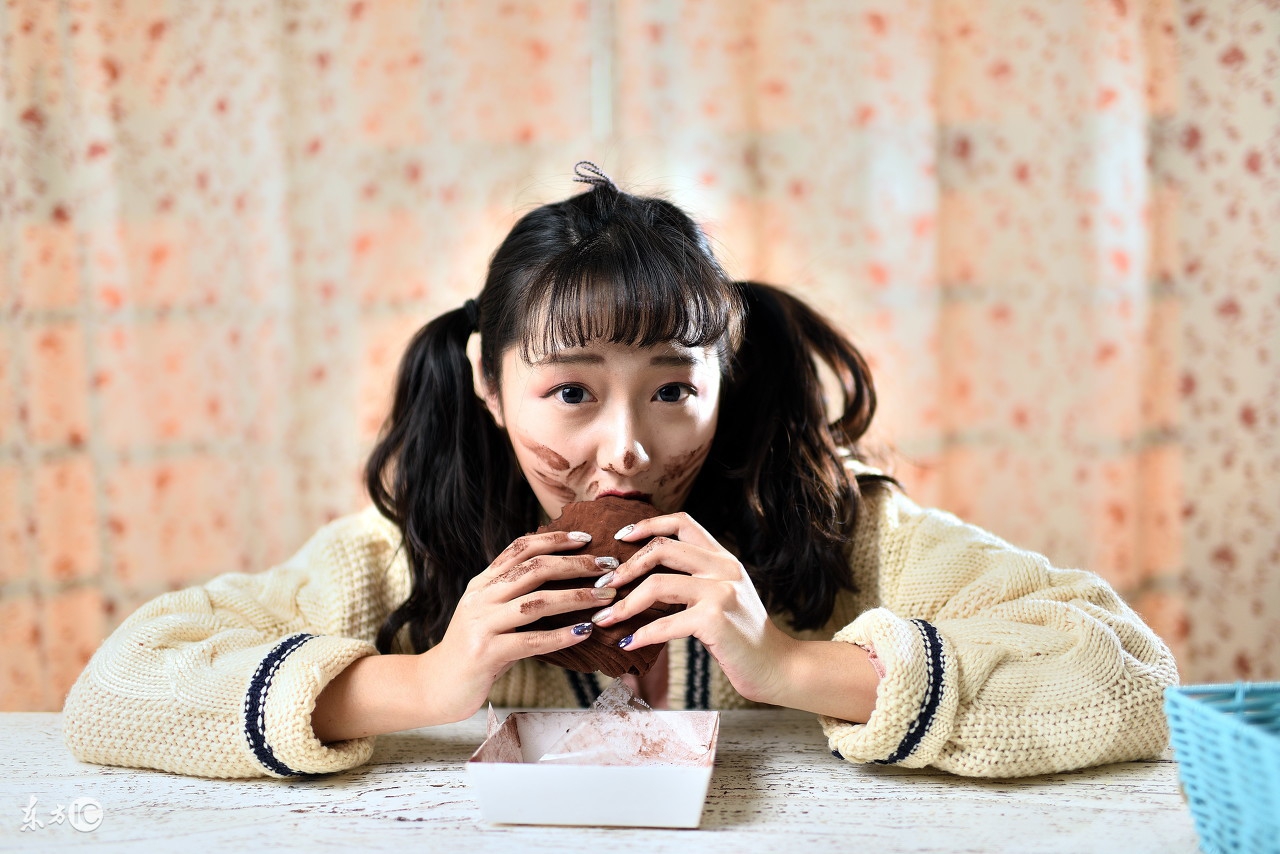 黄牛加价倒卖吐司300元一条,黄牛倒卖网红食品面包加价百元