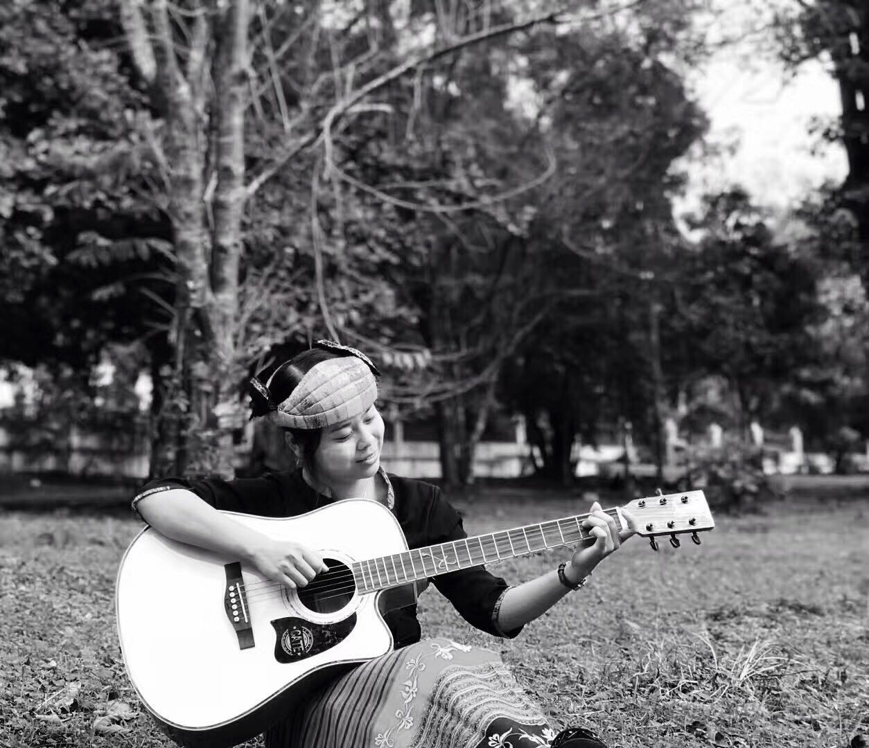 怎么保养吉他才会不开裂,吉他冬天弹得少怎么保养