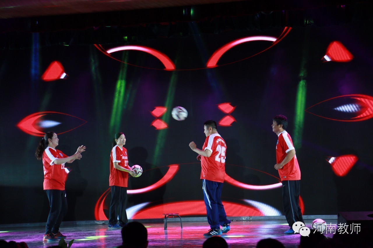 实验学校晚会完整版视频,实验中学晚会视频完整版