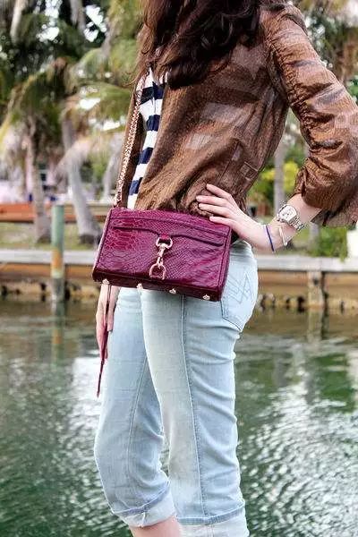 1000元左右的轻奢包包,1000左右轻奢包包推荐