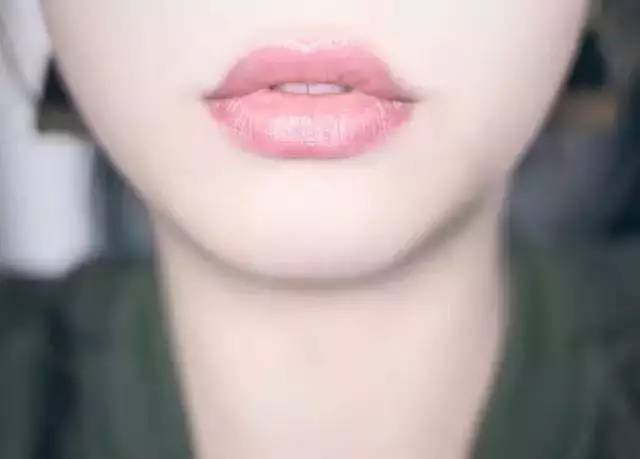 纪梵希口红没有塑封是正常现象吗,纪梵希小羊皮口红307和306