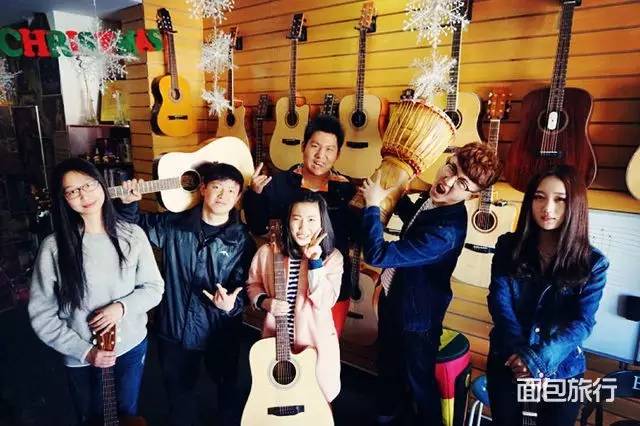 什么样的泥巴可以做紫砂壶,泥巴做的紫砂壶