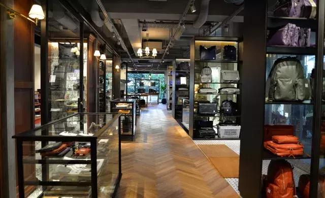 实用必买大牌保值包包品牌,日本比较受欢迎的包包品牌女士款