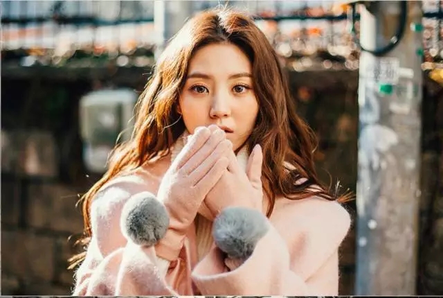 适合秋冬的好看的手套,手套推荐高颜值冬日