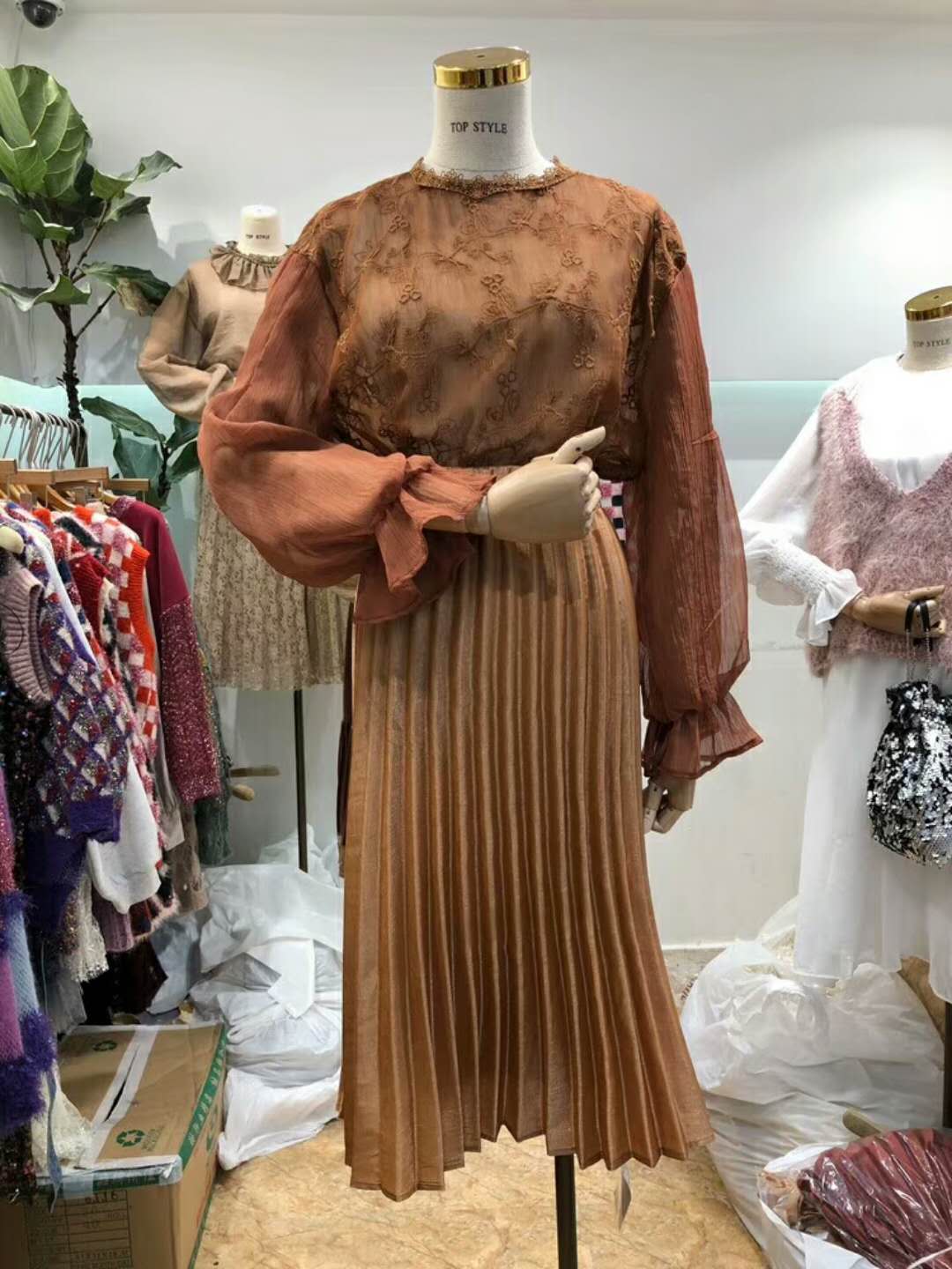 时髦个性潮流大衣高级感女,气质百搭轻奢大衣