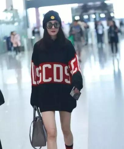 杨幂和热巴穿同款连衣裙,从杨幂赵丽颖到热巴肖战