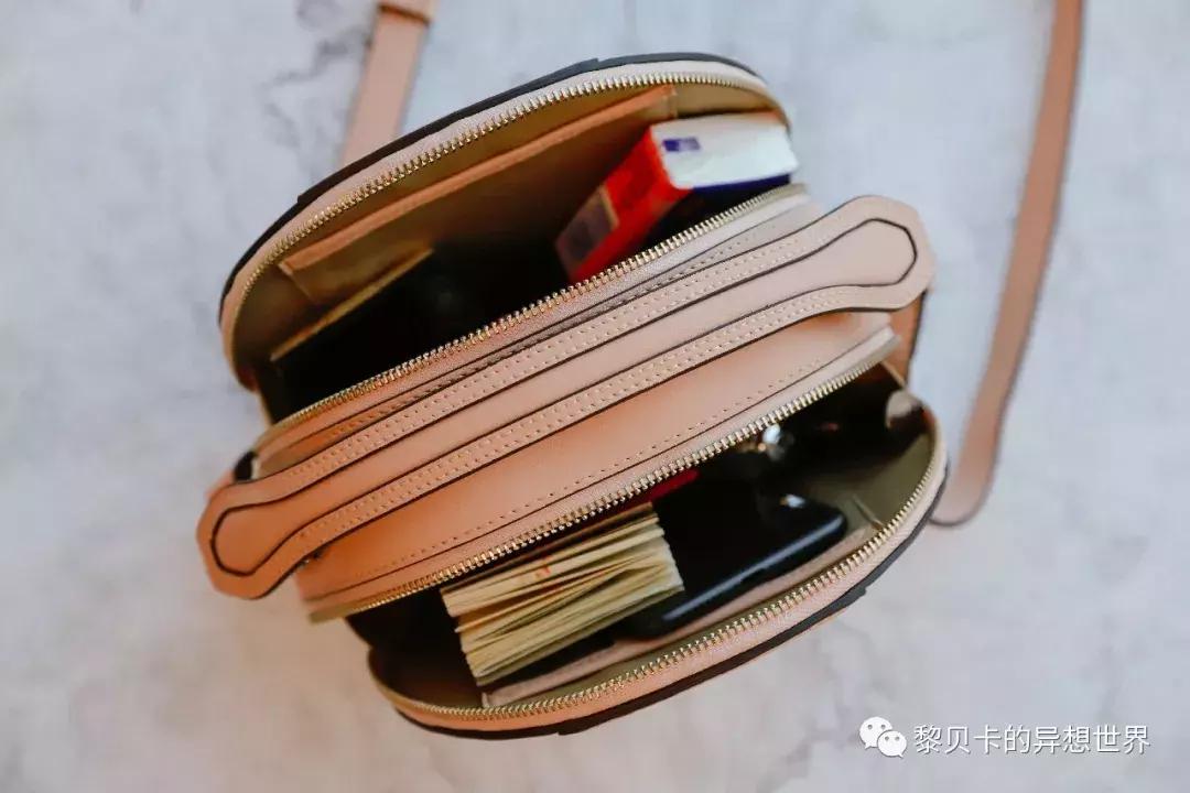 从上百只包里,她们精挑细选了这9只最爱的年度好包