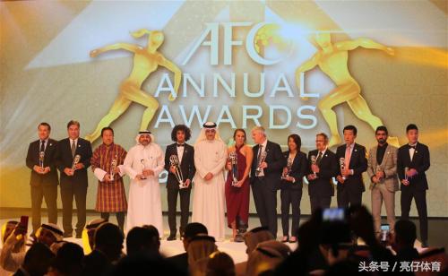 中国首位亚洲足球先生实力远超现役国脚有他的日子球迷好幸福!