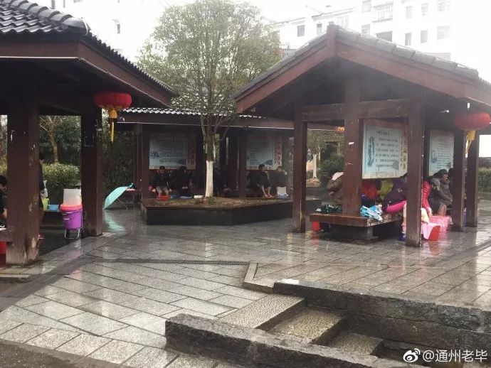 宜春温汤露天泡脚在哪里,宜春温汤古镇旅游攻略