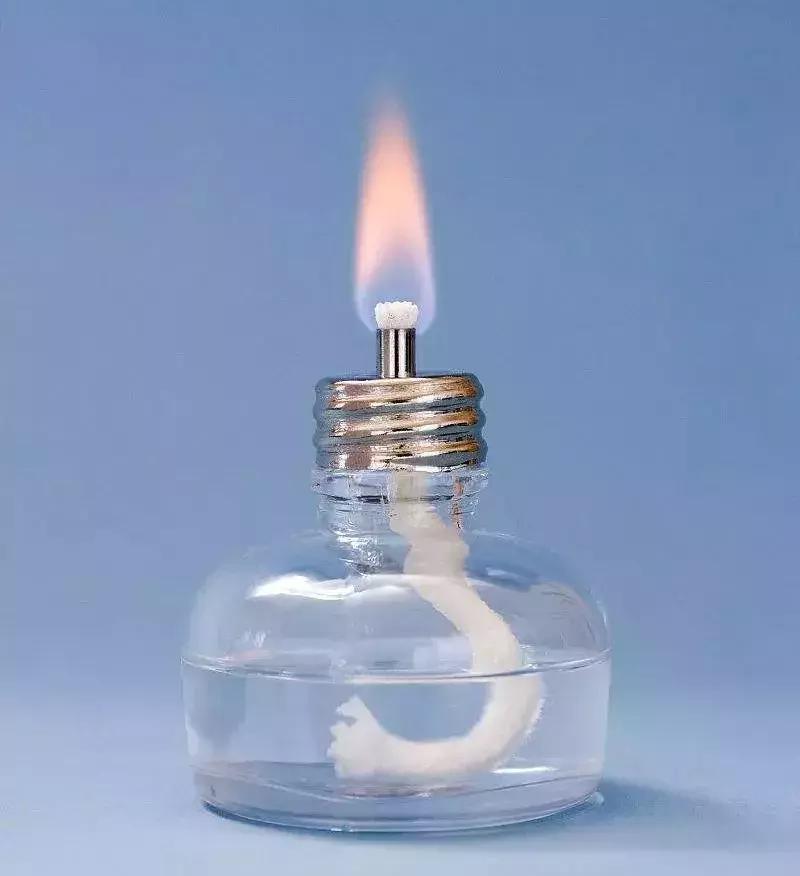 戴黄金皮肤发黑怎么办,纯黄金戴手上发黑怎么回事