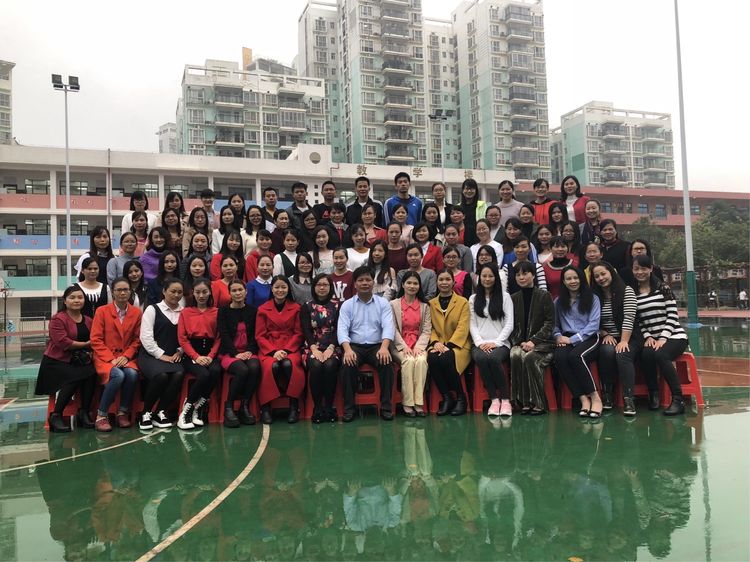 学生成长的沃土师生眷恋的乐园一一八桂绿城小学2017年工作汇报