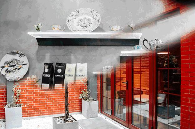 用一次性杯子喝咖啡喝出痰,用一次性杯子喝咖啡