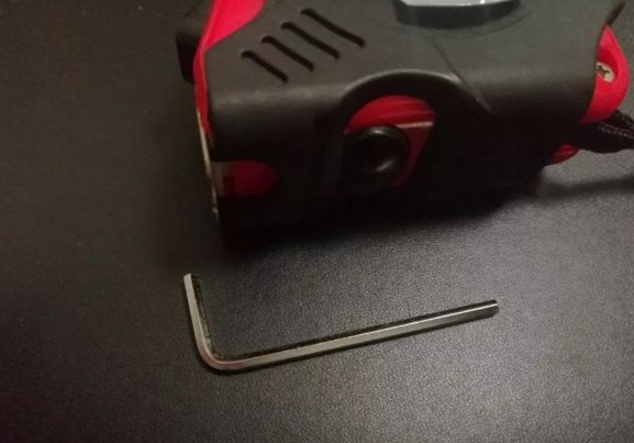 花洒水流太小怎么处理,花洒水流太小怎么修