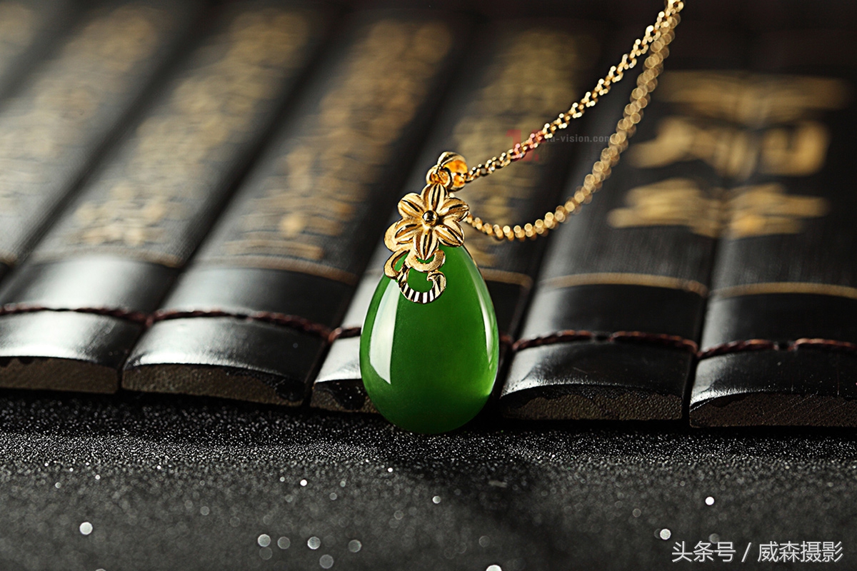 珠宝摄影之中的玉器拍摄技巧,如何给珠宝翡翠拍照