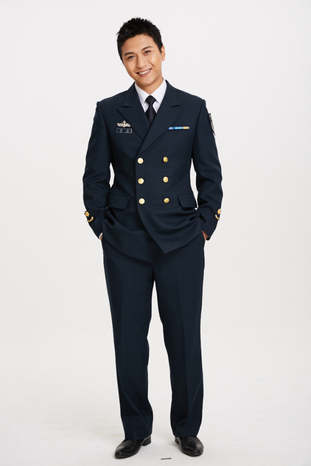 刘硕热血勇士演的谁,刘硕的直播间