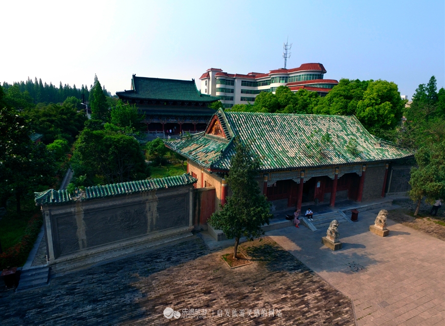 襄王府绿石影壁对联,襄阳王府绿影壁线上预定门票