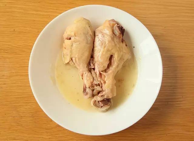 在魔都必须来吃的肥肠烤鱼,在魔都吃饭