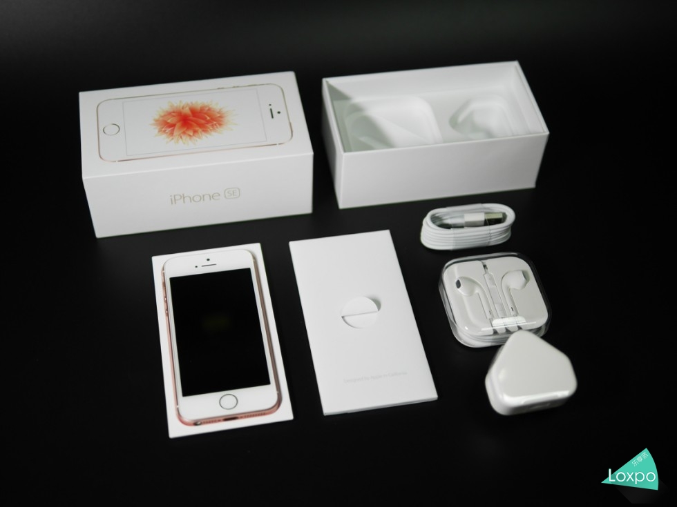 iPhoneSE港版64G玫瑰金开箱+自带吐槽