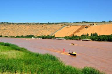 野马汽车，中美行者自驾中卫